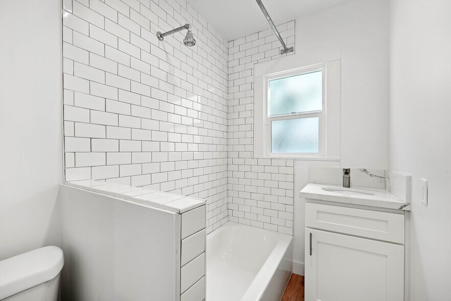 More Photos Of 522-532 Idaho Ave, Santa Monica Apartments For Sale