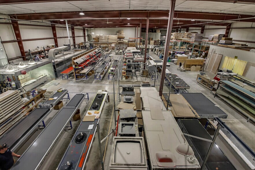 More Photos Of 653 Tower Dr, Cadott Manufacturing For Sale