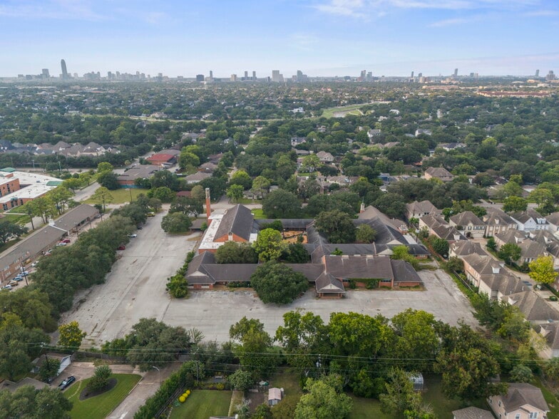More Photos Of 3511 Linkwood Dr, Houston Religious Facility For Sale