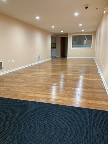 More Photos Of 407 W Galena Blvd, Aurora Office For Sale