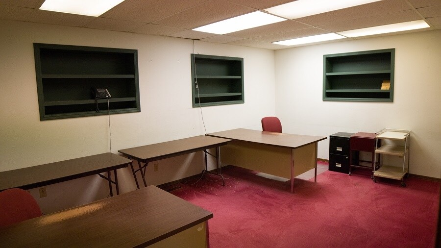 More Photos Of 4310 Oklahoma Ave, Woodward Distribution For Sale