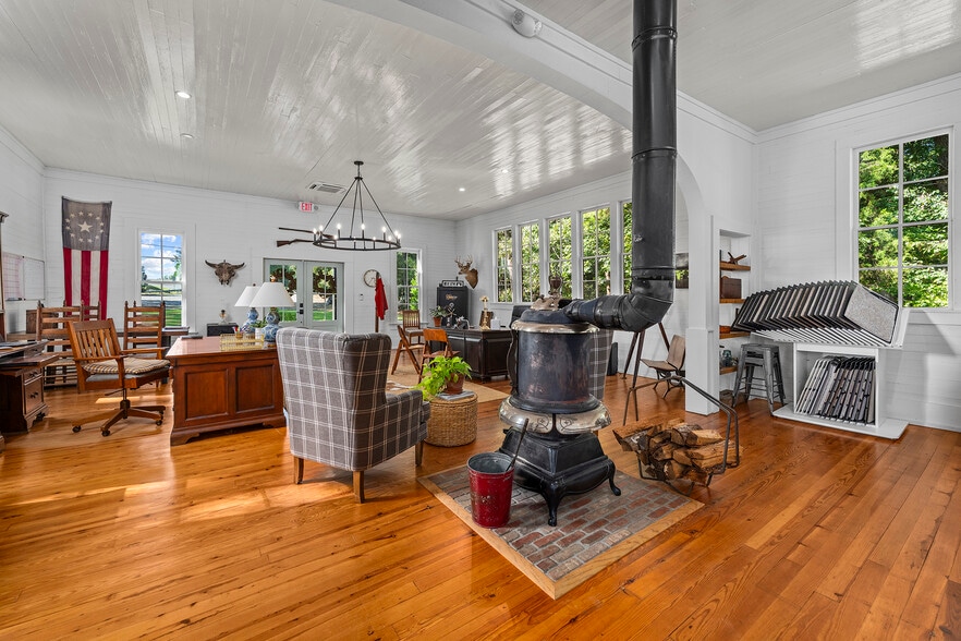 More Photos Of 8561 Bells Ferry Rd, Canton Specialty For Sale