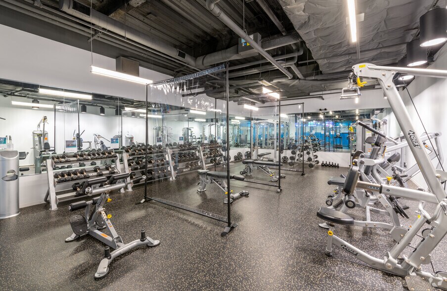 More Photos Of 900 Chelmsford St, Lowell Office For Lease