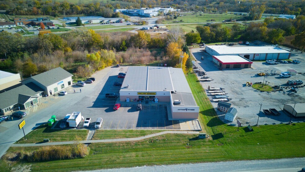 More Photos Of 1205 S Locust St, Glenwood Storefront For Sale