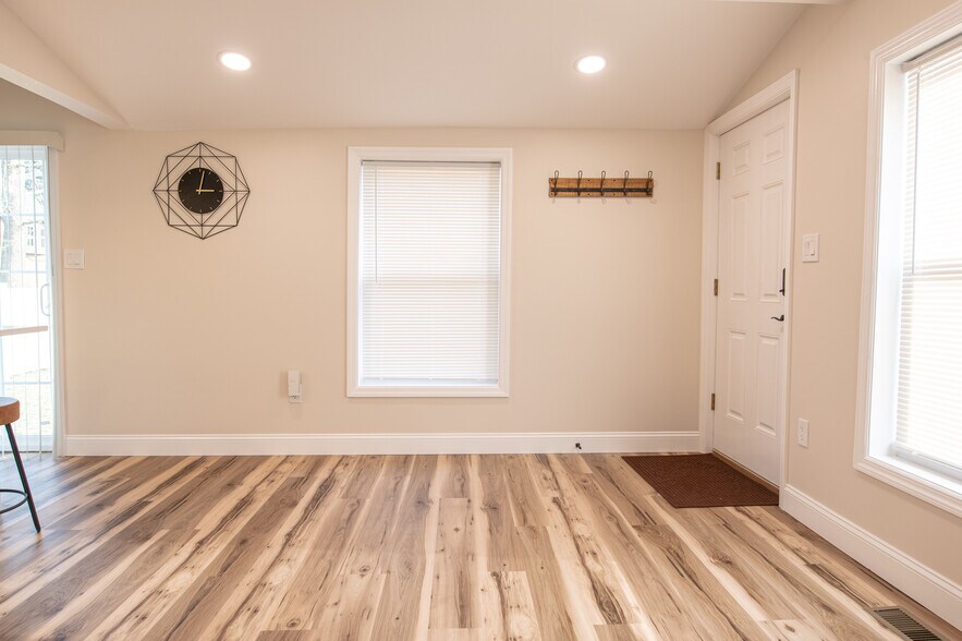 More Photos Of 95 Mercer St, Hamilton Apartments For Sale