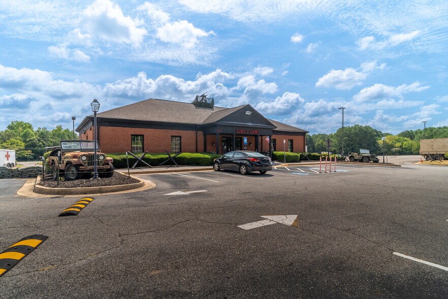 Primary Photo Of 9045 Hickory Flat Hwy, Woodstock Bank For Sale