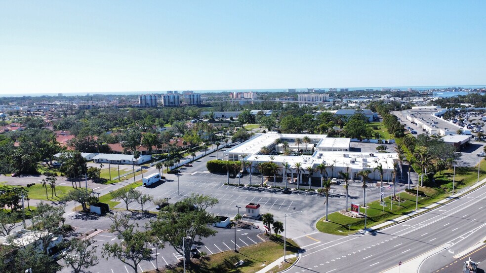 More Photos Of 425 N US 41 Bypass, Venice Hotel For Sale