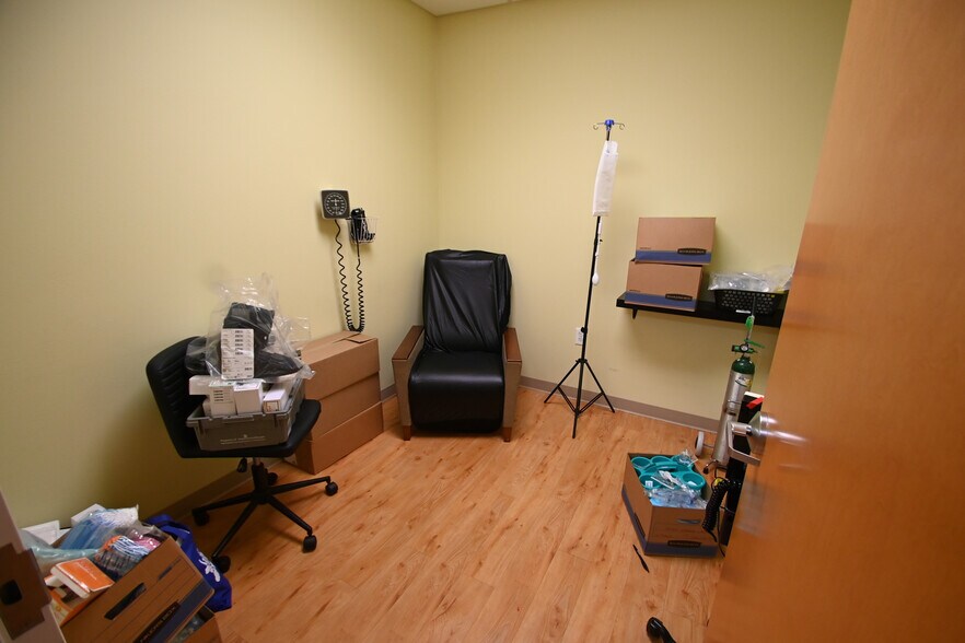 More Photos Of 5115 Palafox St, Pensacola Freestanding For Lease