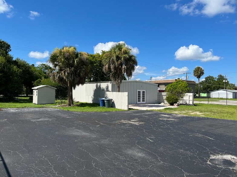 Primary Photo Of 2054 Crawford St, Fort Myers Office For Lease