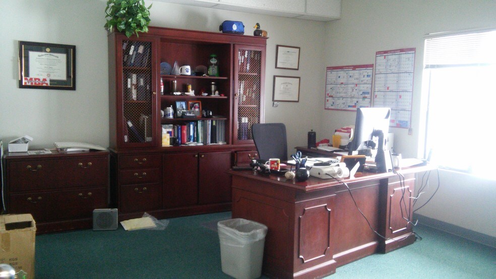 More Photos Of 106 Route 32, North Franklin Office For Lease