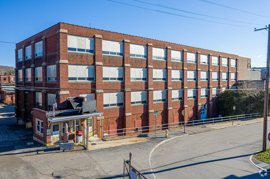 Primary Photo Of 70 North St, Torrington Warehouse For Lease