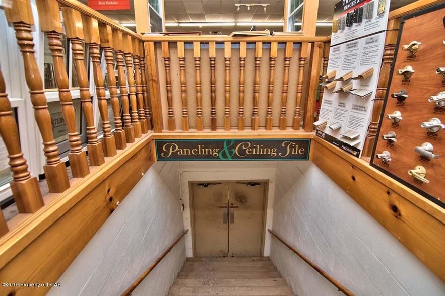 More Photos Of 541 State Route 93, Sugarloaf Light Distribution For Lease