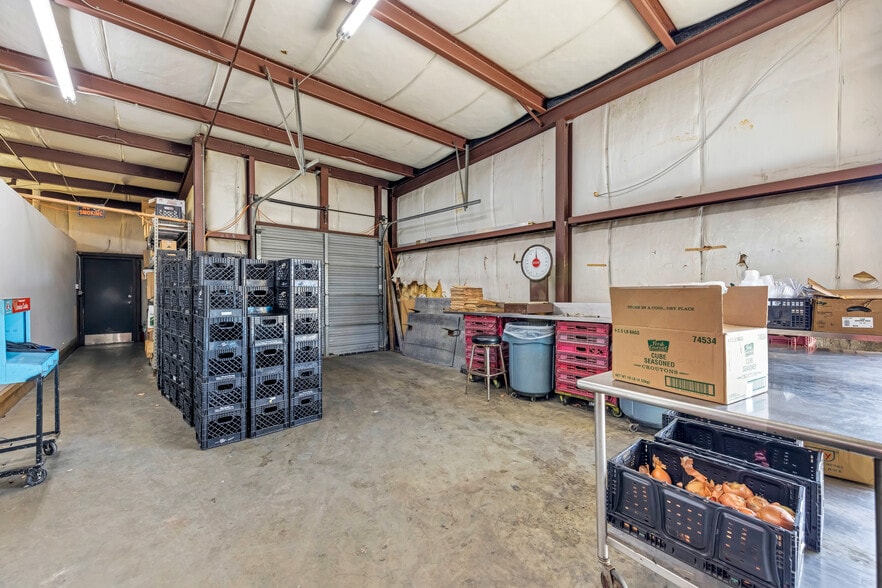 More Photos Of 5205-5209 Hodiamont Ave, Saint Louis Warehouse For Sale