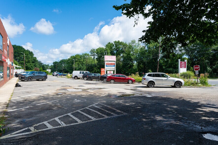 More Photos Of 116 Newburyport Tpke, Rowley Storefront Retail Office For Lease