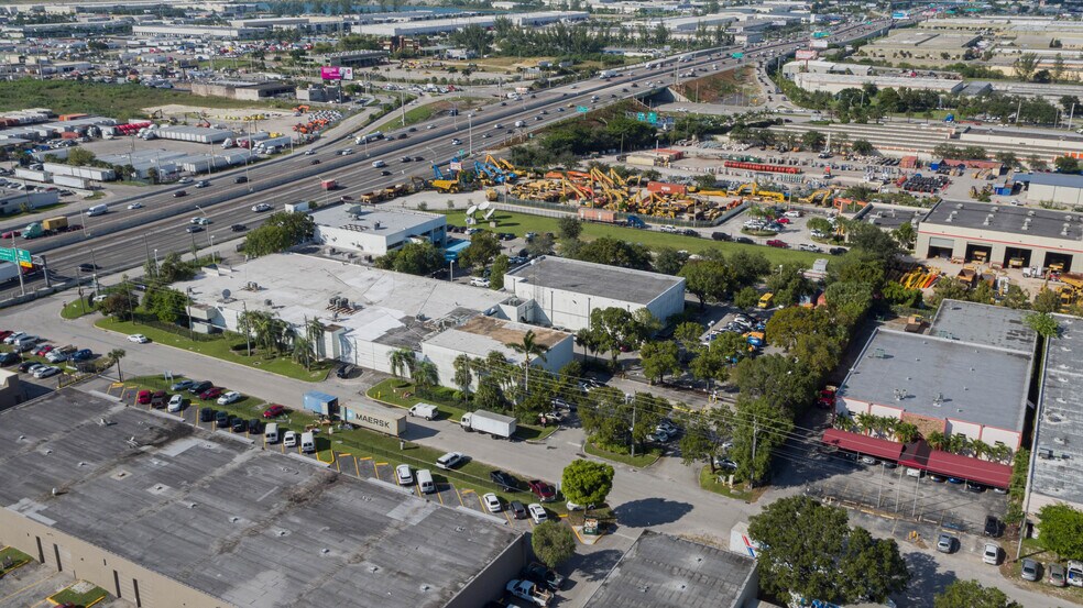 More Photos Of 7007 NW 77th Ave, Miami Showroom For Sale