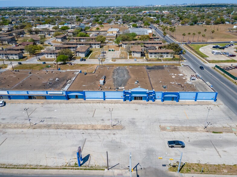 Primary Photo Of 3211 Ayers St, Corpus Christi Storefront For Sale