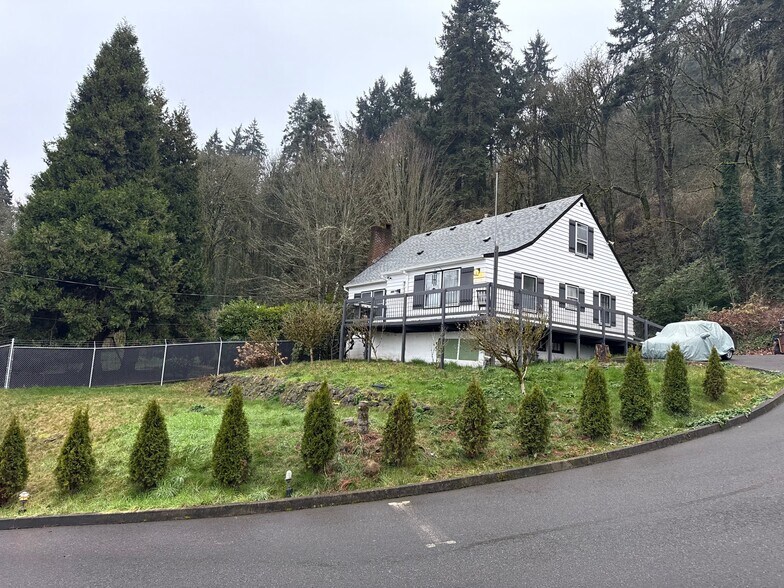 Primary Photo Of 5135 Nw Saint Helens Rd, Portland Office For Sale