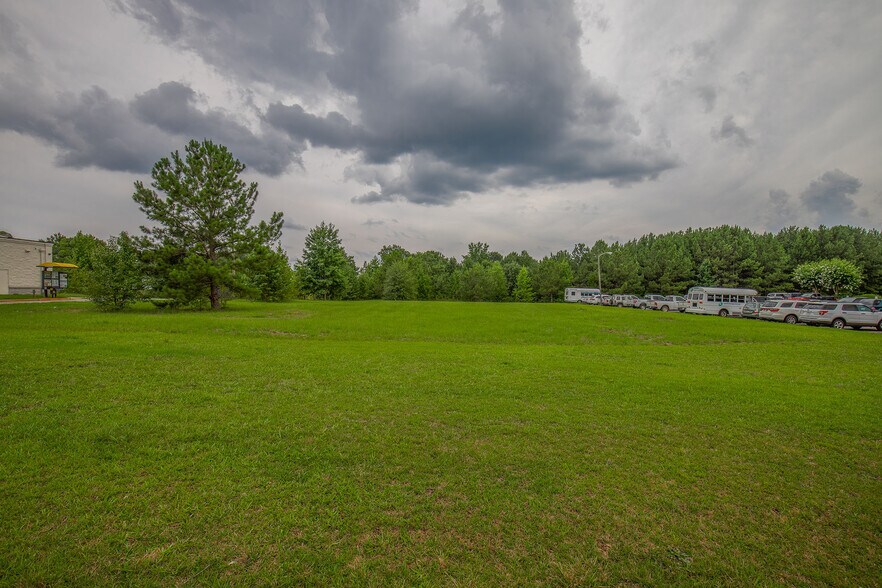 More Photos Of 9055 Fairforest Rd, Spartanburg Land For Sale