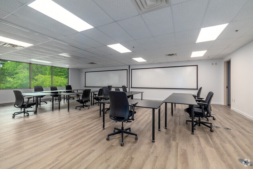 More Photos Of 534 River Crossing Dr, Fort Mill Office For Lease