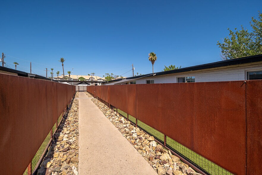 More Photos Of 4401 N 21st St, Phoenix Apartments For Sale