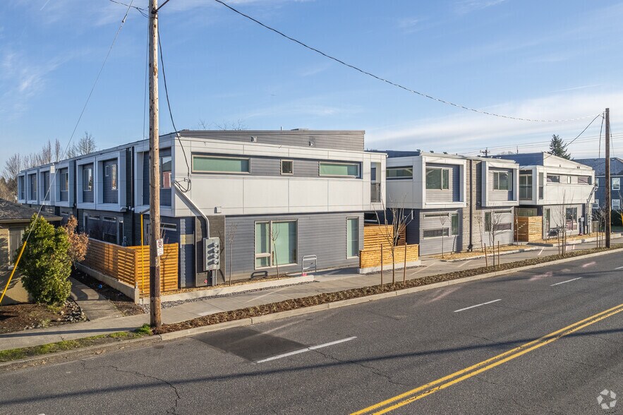 More Photos Of 5115 E Burnside St, Portland Apartments For Sale