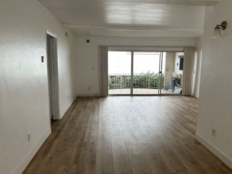 More Photos Of 8346 Manitoba St, Playa Del Rey Apartments For Sale