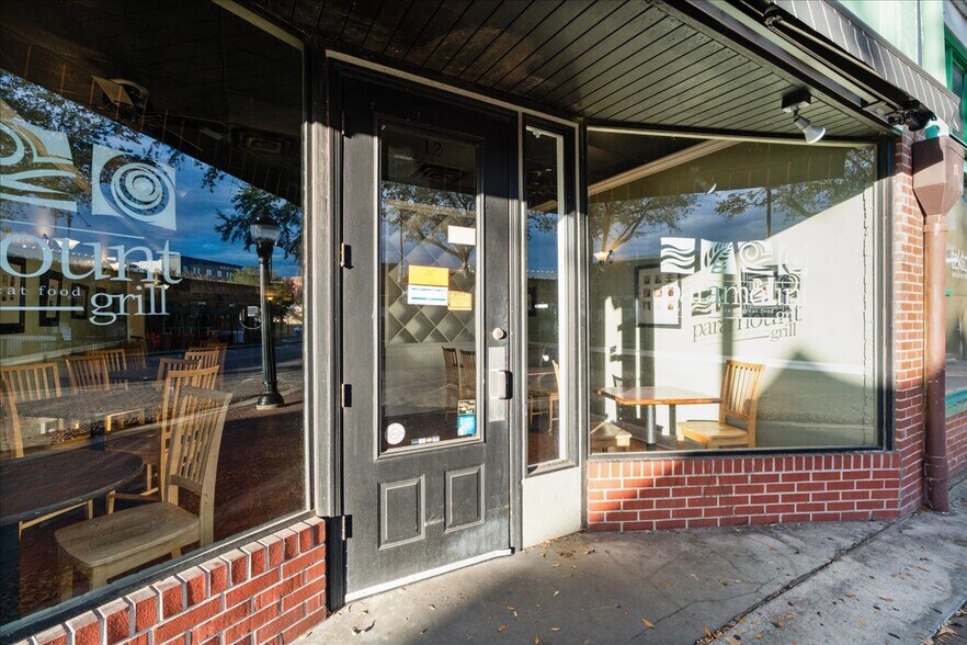 More Photos Of 12 SW 1st Ave, Gainesville Storefront For Lease