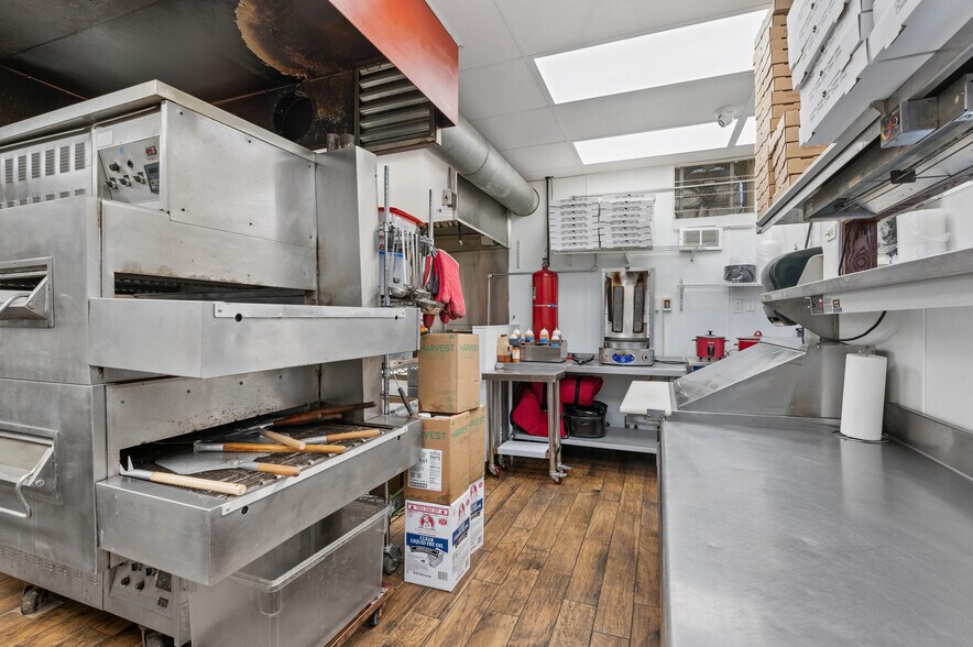 More Photos Of 3527 Washington Ave, Finleyville Freestanding For Sale