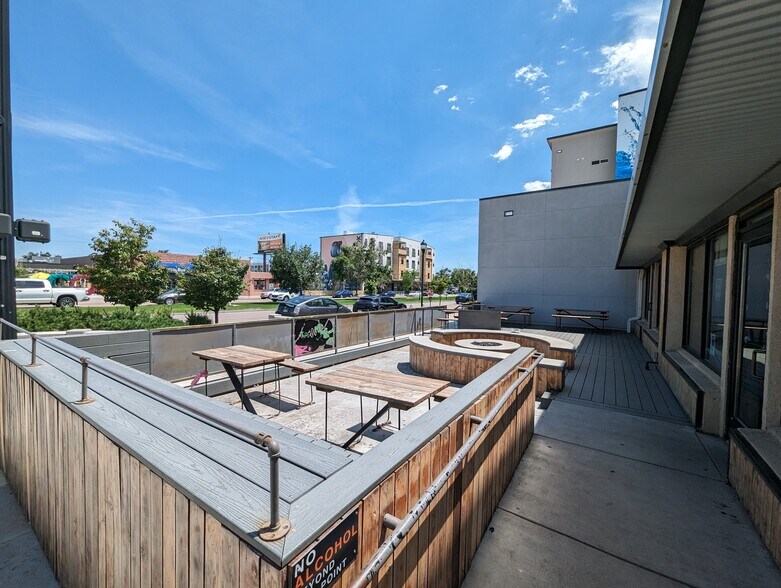 More Photos Of 402-404 S Nevada Ave, Colorado Springs Restaurant For Lease