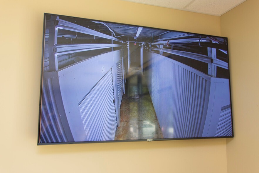 More Photos Of 11017 County Line, Madison Self Storage For Sale