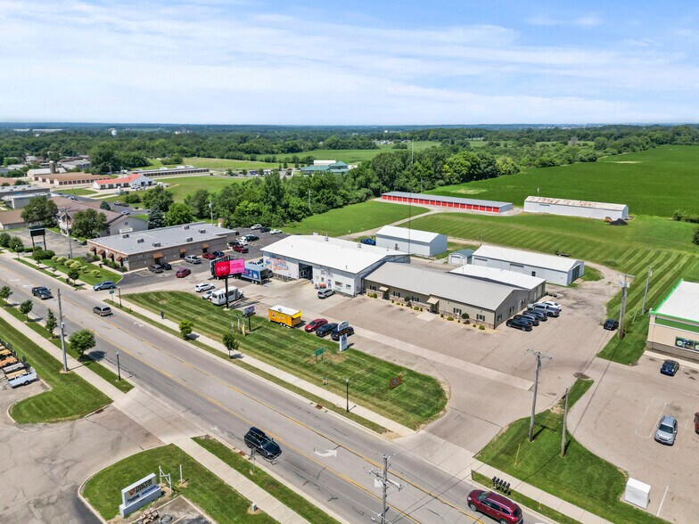 More Photos Of 1582 E US-36, Urbana Freestanding For Lease