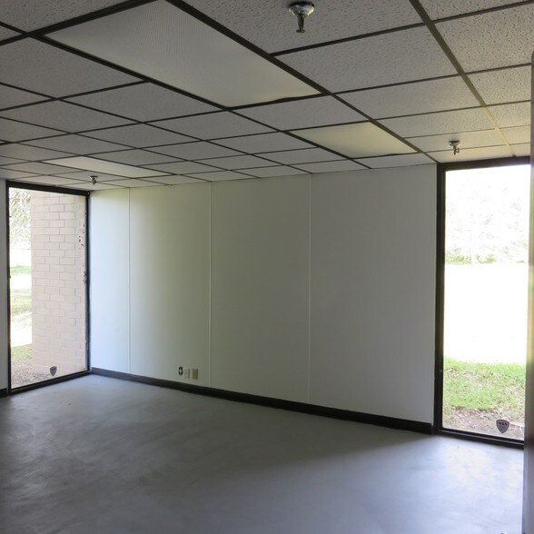 More Photos Of 2377 US Highway 52 S, Wadesboro Manufacturing For Lease