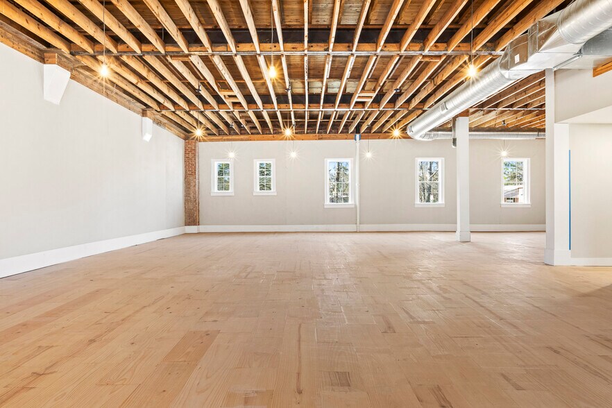 More Photos Of 145-147 N Steele St, Sanford Storefront For Lease