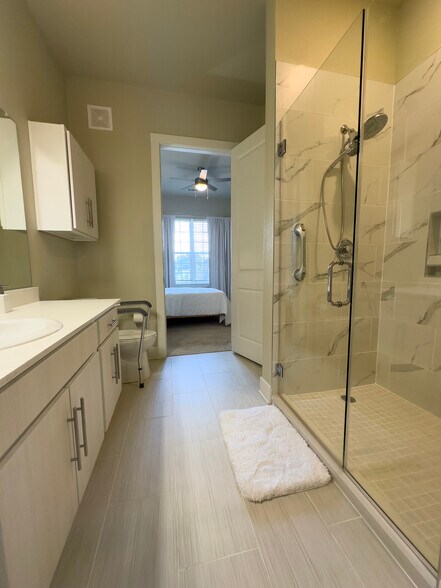 More Photos Of 2200 Carl D Silver Pky, Fredericksburg Apartments For Lease