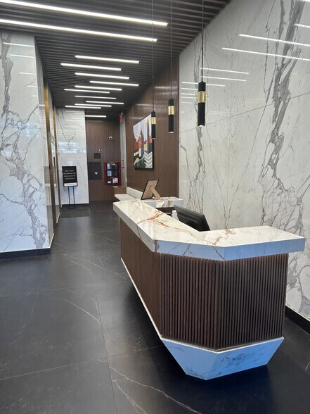 More Photos Of 108-18 Queens Blvd, Forest Hills Office For Lease