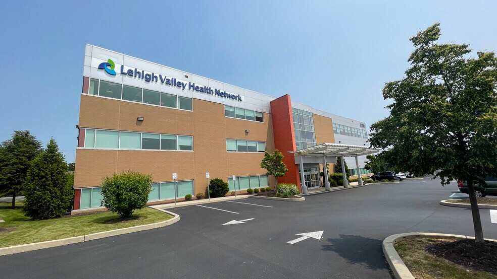 More Photos Of 3100 Emrick Blvd, Bethlehem Medical For Lease