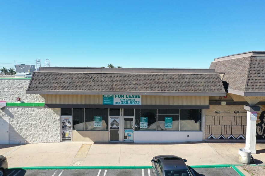 More Photos Of 4833-4917 S Rose Ave, Oxnard Supermarket For Sale