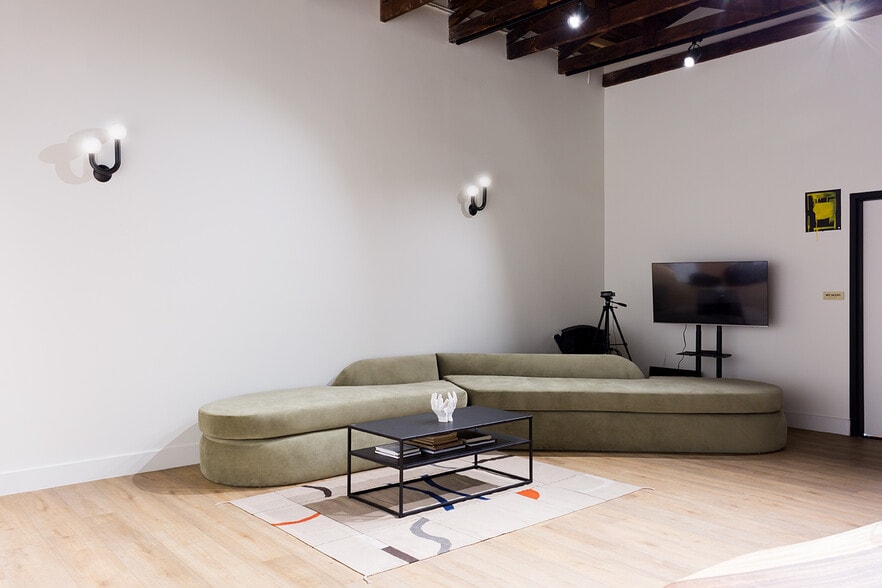 More Photos Of 7748 Santa Monica Blvd, West Hollywood General Retail For Sale