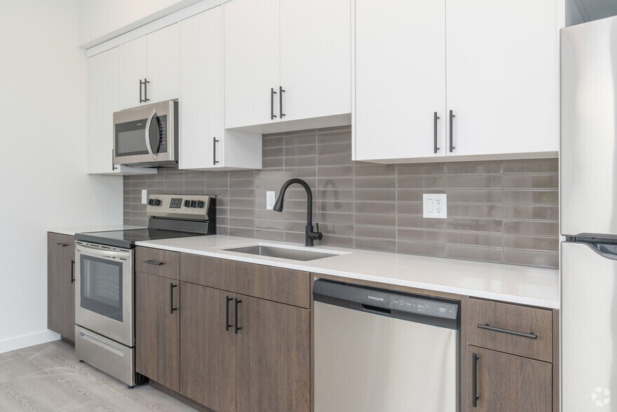 More Photos Of 3727-3755 S Hood Ave, Portland Apartments For Sale