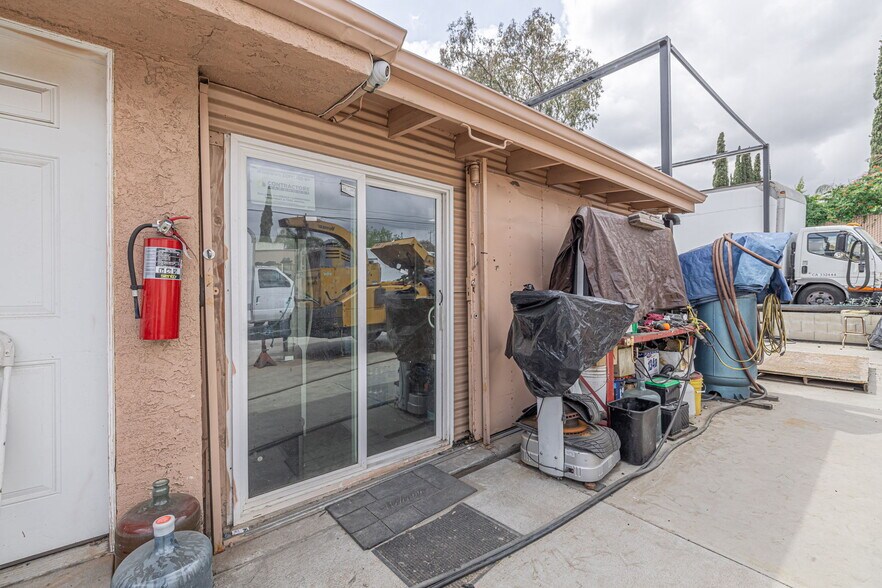 More Photos Of 15723 Kadota St, Sylmar Land For Sale