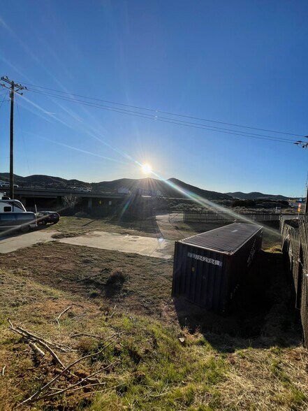 More Photos Of 4808 Sierra Hwy, Acton Land For Lease