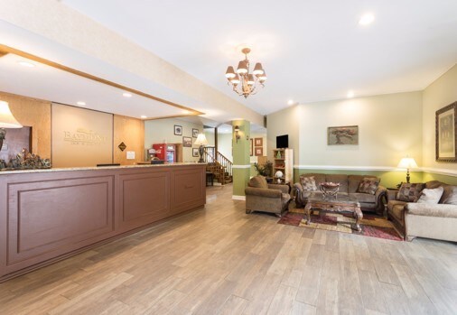 More Photos Of 8220 S Main St, Helen Hotel For Sale