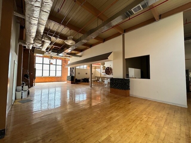 More Photos Of 31 South St, Mount Vernon Light Manufacturing For Lease