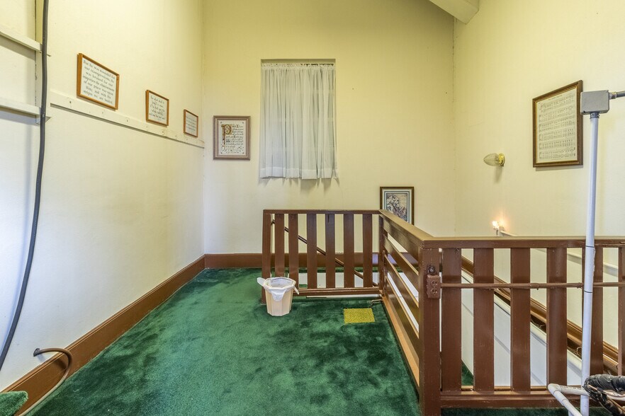 More Photos Of 5502 Dayton Blvd, Chattanooga Religious Facility For Sale