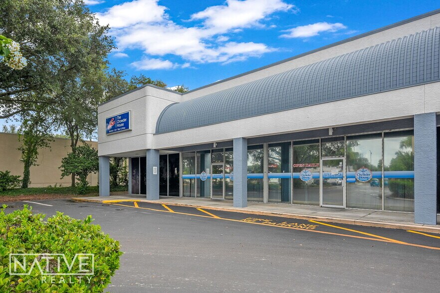 More Photos Of 36520 Pure Water Way, Zephyrhills General Retail For Lease
