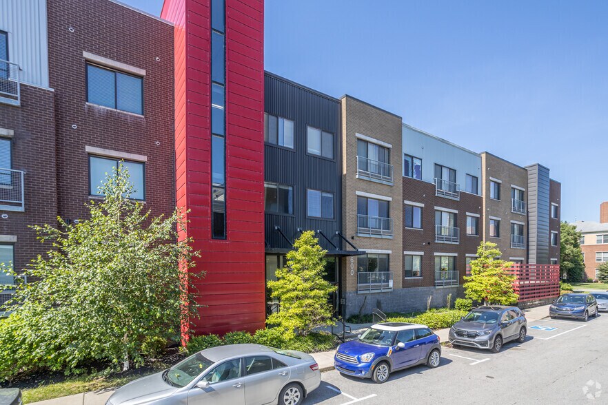 Primary Photo Of 600 Marshall St, Louisville Apartments For Sale