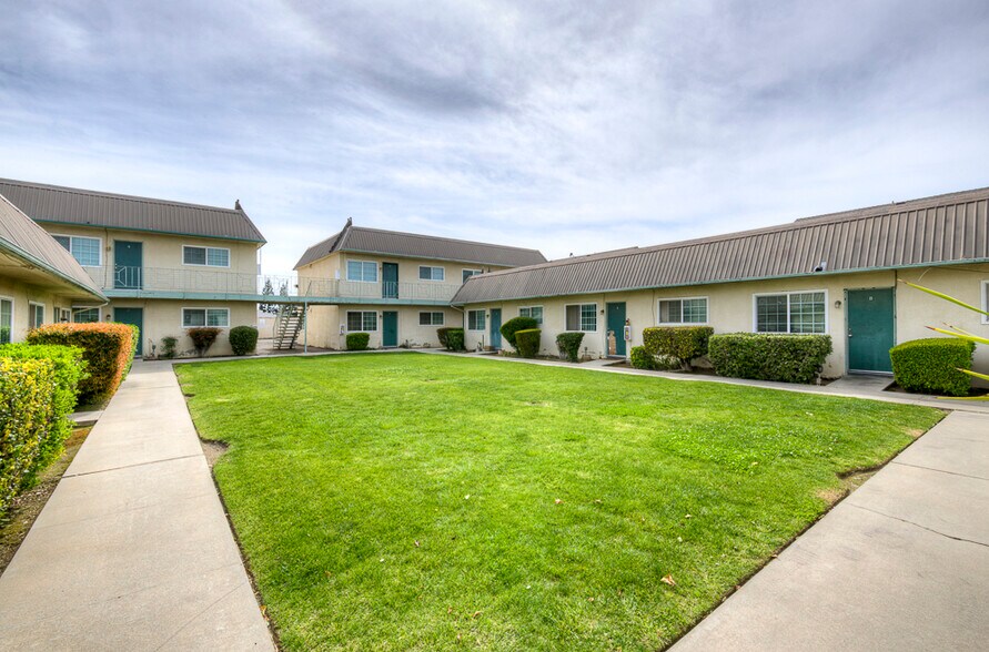 More Photos Of 1228 Jefferson Ave, Clovis Apartments For Sale