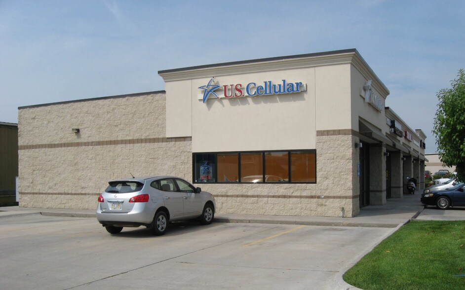 More Photos Of 2015 W Broadway Ave, Council Bluffs Unknown For Lease