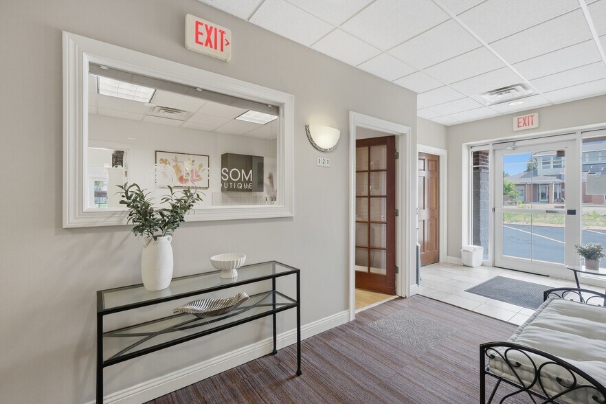 More Photos Of 1280 W Main St, Sun Prairie Freestanding For Sale