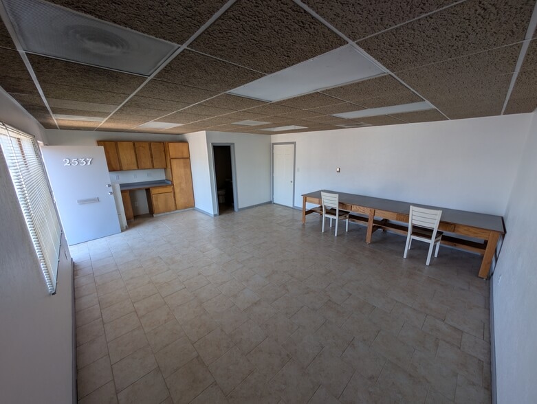 More Photos Of 2537 Weston Rd, Colorado Springs Service For Lease